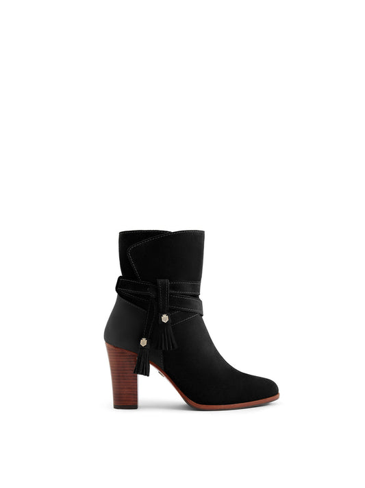 Dorset
Black Heeled Ankle Boots