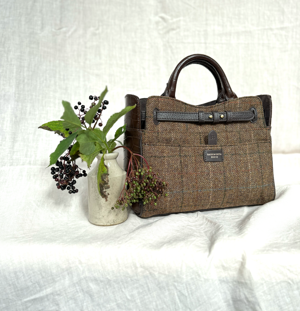 Ambridge Tweed Handheld Bag