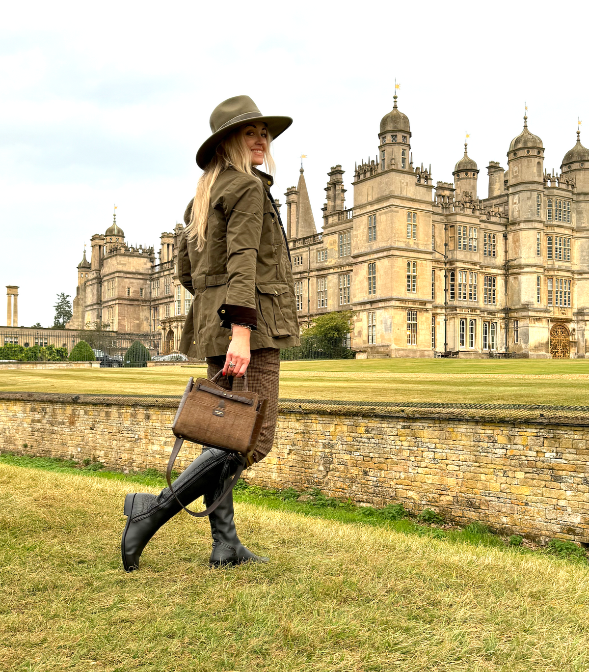 Ambridge Tweed Handheld Bag