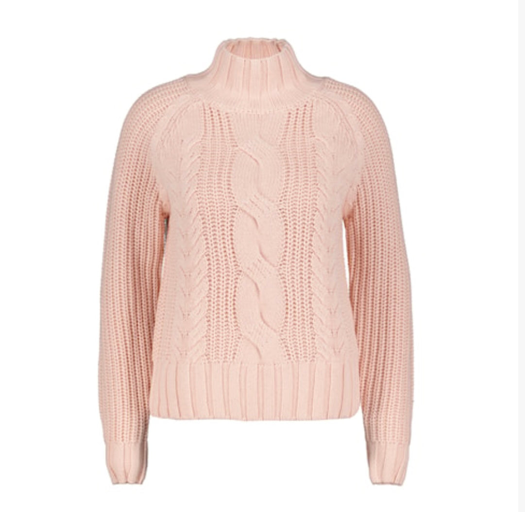 Turtle Cable Sweater Pink