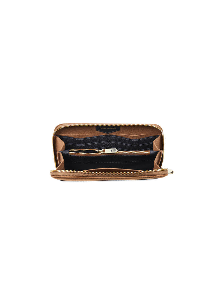 The Salisbury Women’s Purse Tan & Navy