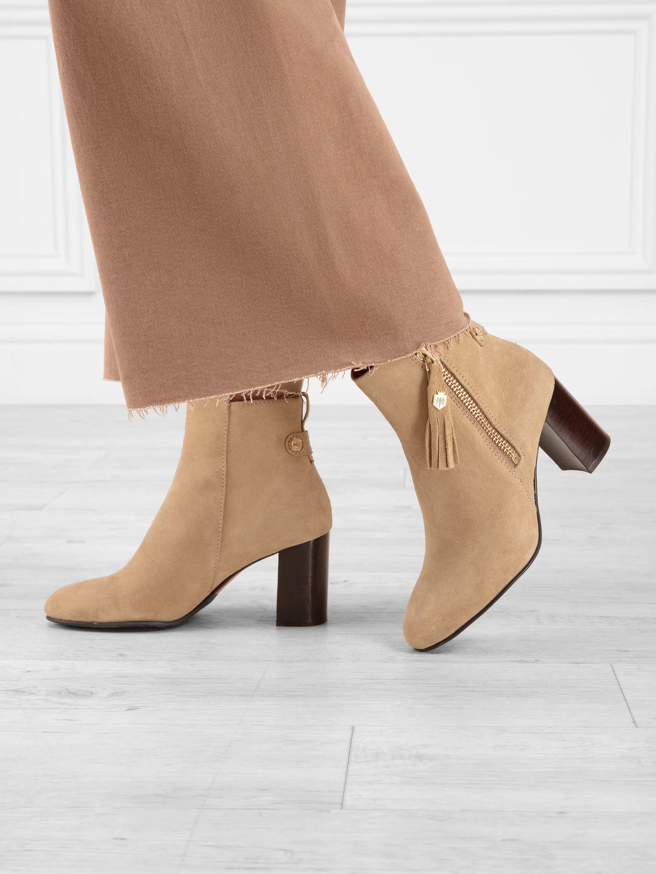 Oakham
Caramel Heeled Ankle Boots