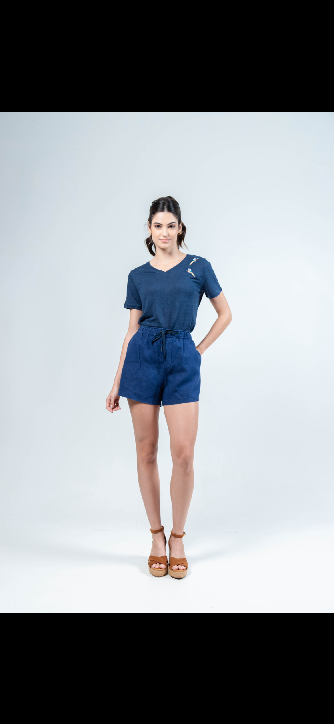 Chloe Linen Pheasant Top Navy