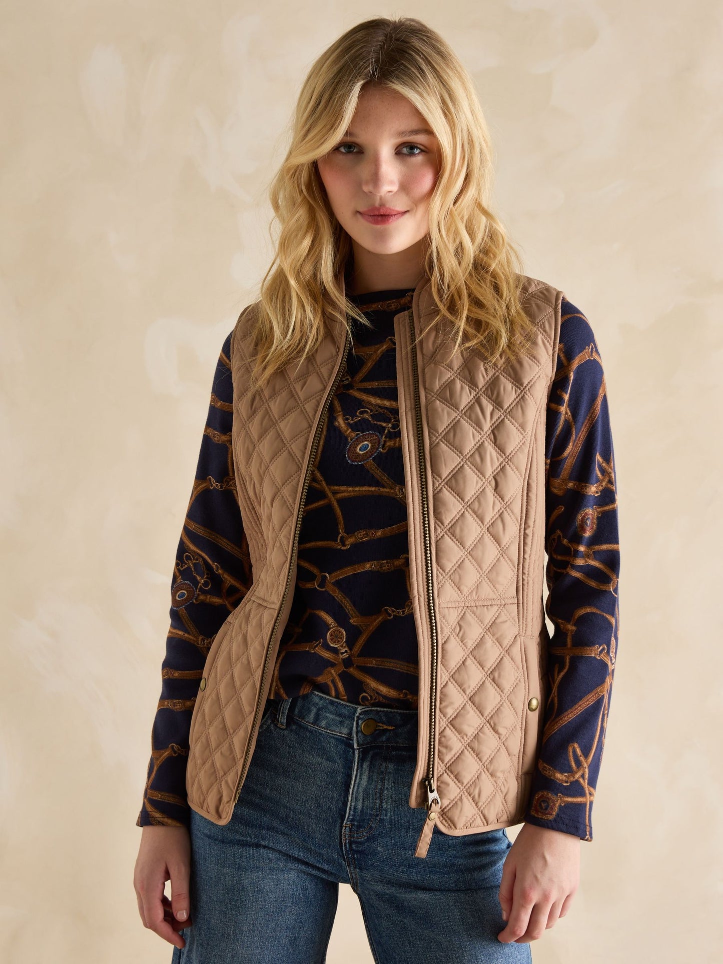 Minx Brown Showerproof Diamond Quilted Gilet Brown