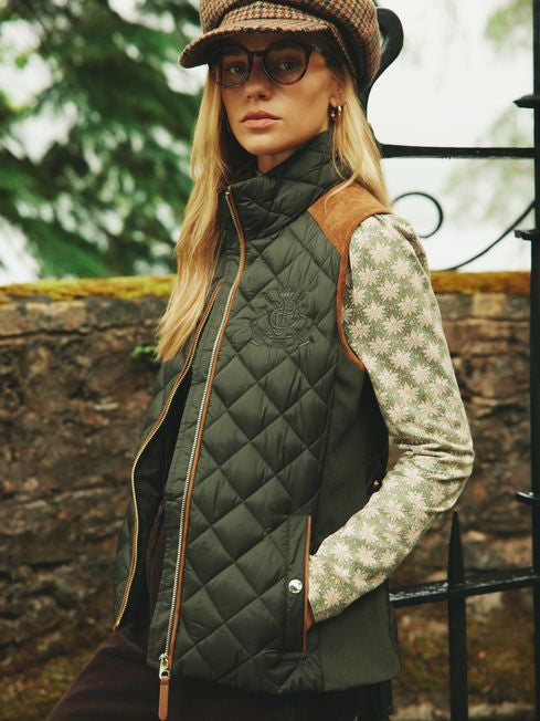 Braemar Luxe
Khaki Green Showerproof Diamond Quilted Gilet